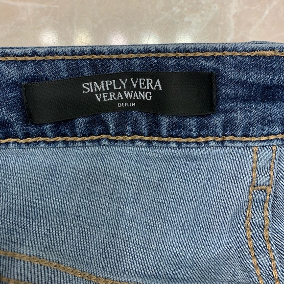 Vera Wang Floral Embroidered Jeans - Picture 7 of 8